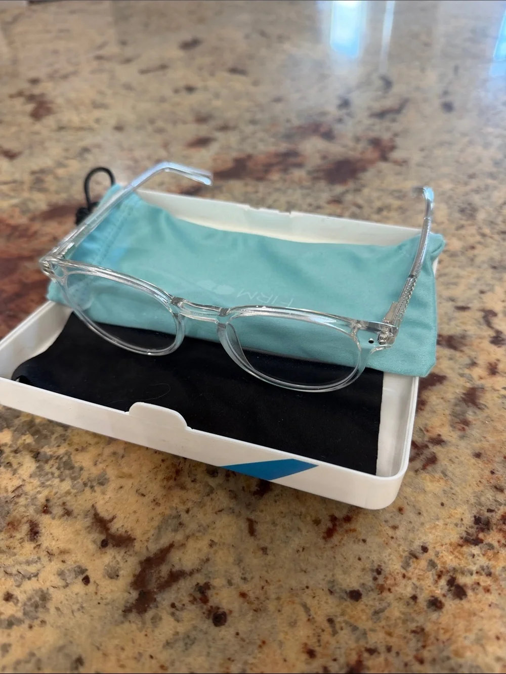NWT Clear Round Frame Glasses
